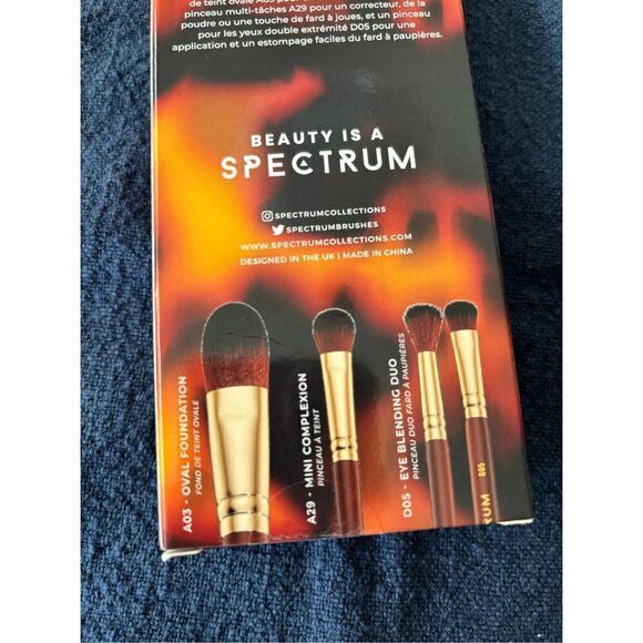 Brand New In Sealed Box Spectrum Women's Brown 3 Piece Make-Up Brush Set - Picture 3 of 4